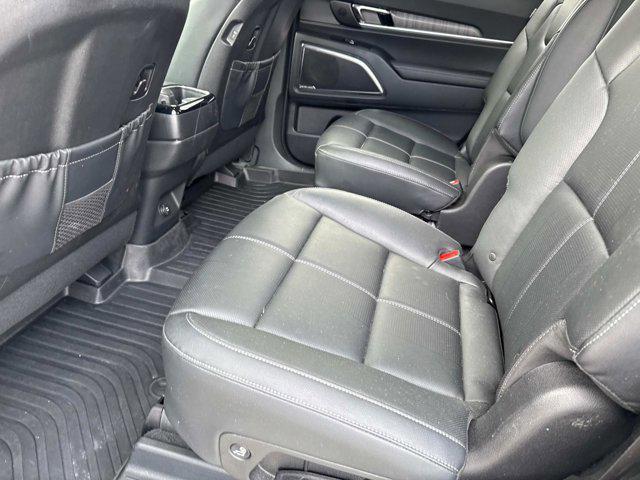 used 2024 Kia Telluride car, priced at $40,700