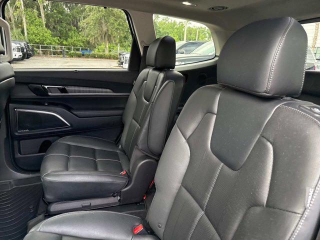 used 2024 Kia Telluride car, priced at $40,700