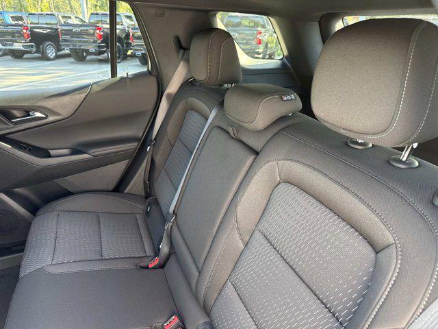 new 2026 Chevrolet Equinox car, priced at $32,140