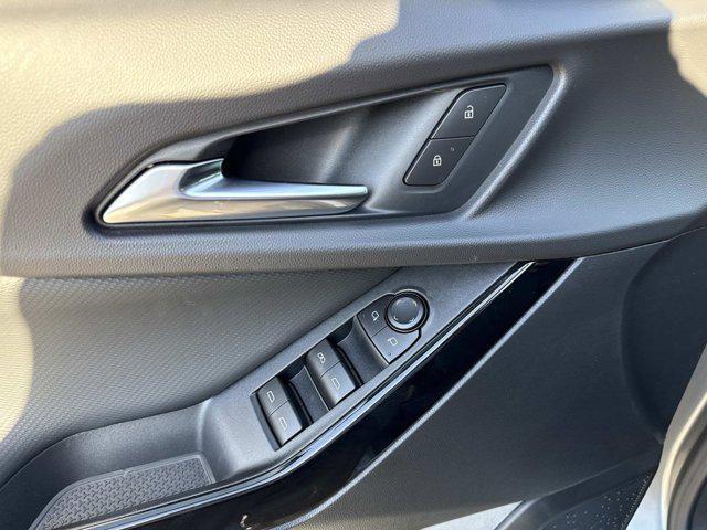 new 2026 Chevrolet Equinox car, priced at $32,140