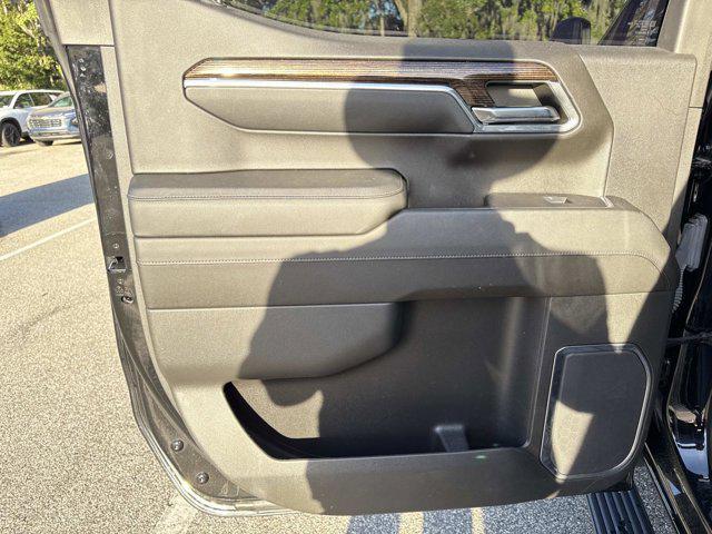 used 2023 GMC Sierra 1500 car, priced at $40,829