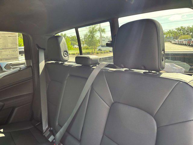 new 2025 Chevrolet Colorado car, priced at $42,060