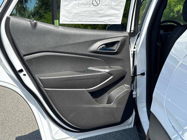 new 2025 Chevrolet Trax car, priced at $24,135