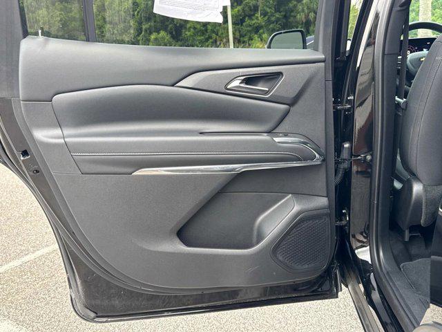 used 2024 Chevrolet Traverse car, priced at $42,799