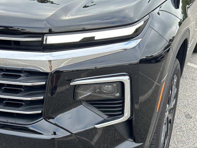 used 2024 Chevrolet Traverse car, priced at $42,799