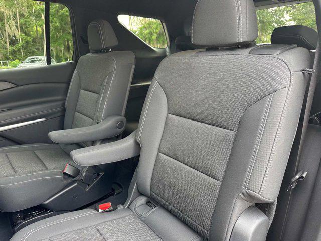 used 2024 Chevrolet Traverse car, priced at $42,799