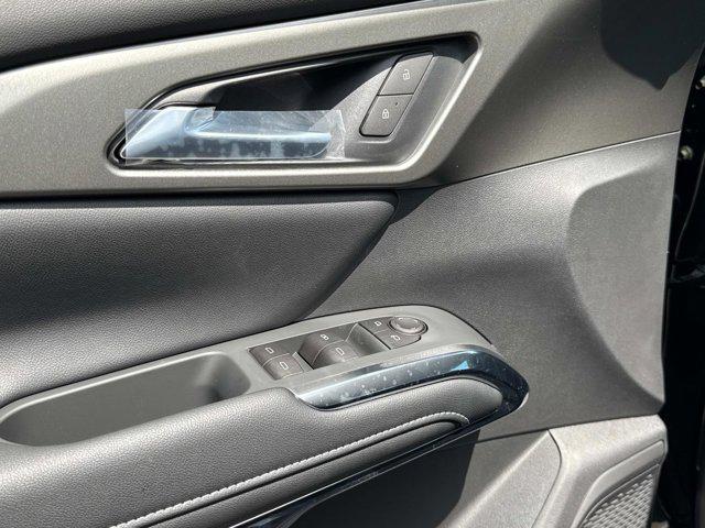 new 2025 Chevrolet Traverse car, priced at $42,695