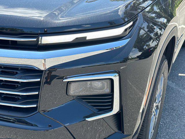 new 2025 Chevrolet Traverse car, priced at $42,695