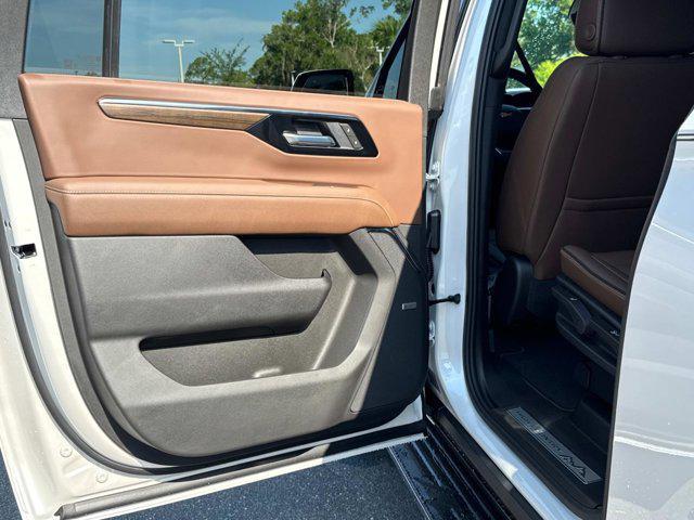 new 2025 Chevrolet Suburban car, priced at $84,890