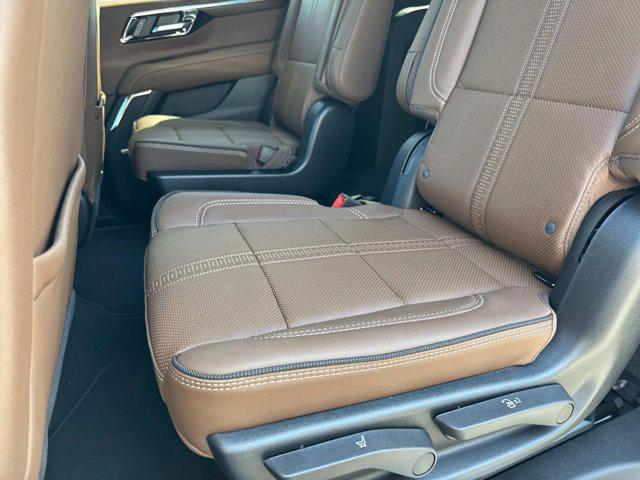 new 2025 Chevrolet Suburban car, priced at $84,890