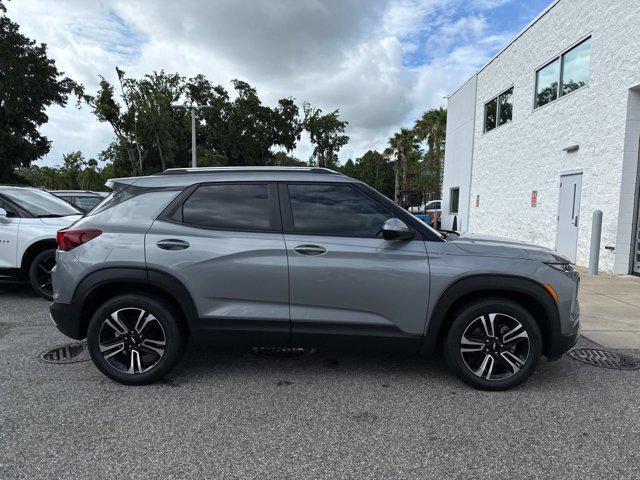 used 2024 Chevrolet TrailBlazer car, priced at $25,797