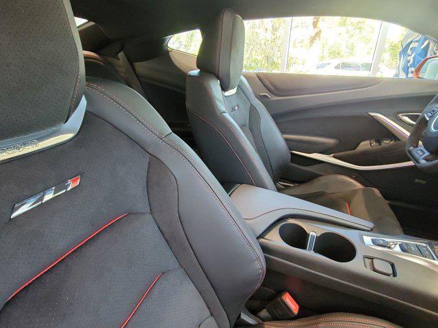 new 2023 Chevrolet Camaro car