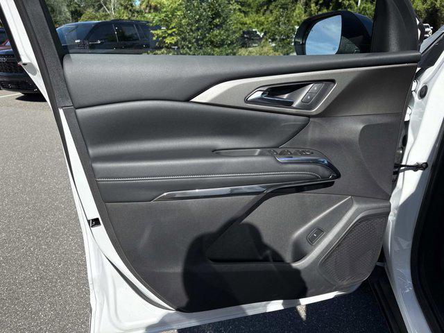 new 2026 Chevrolet Traverse car, priced at $43,695