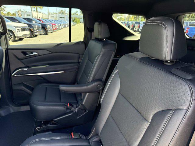 new 2026 Chevrolet Traverse car, priced at $43,695