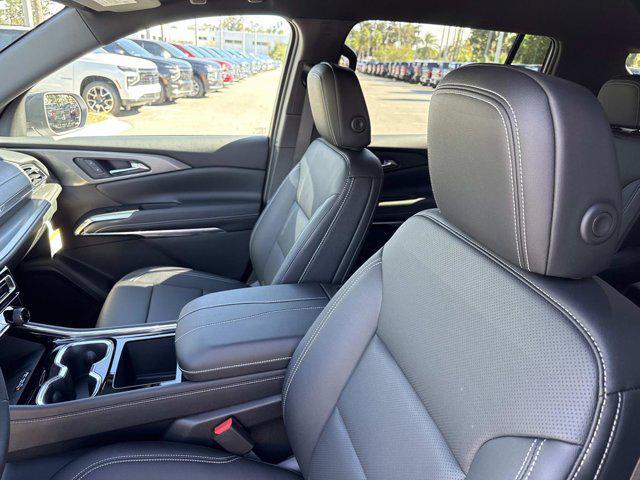 new 2026 Chevrolet Traverse car, priced at $43,695