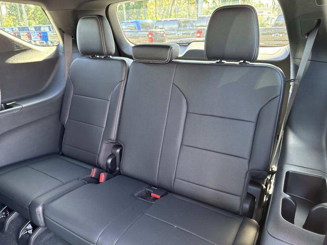 new 2026 Chevrolet Traverse car, priced at $43,695