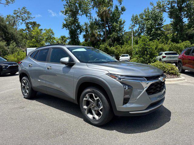new 2025 Chevrolet Trax car, priced at $25,485