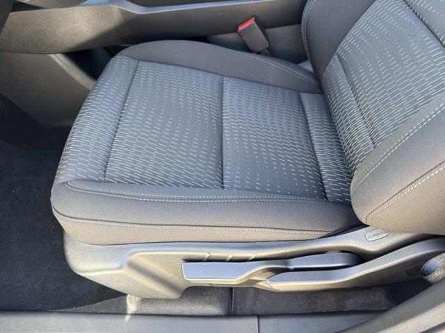 new 2026 Chevrolet Equinox car, priced at $31,095