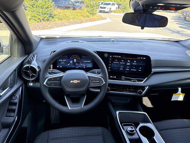 new 2026 Chevrolet Equinox car, priced at $31,095