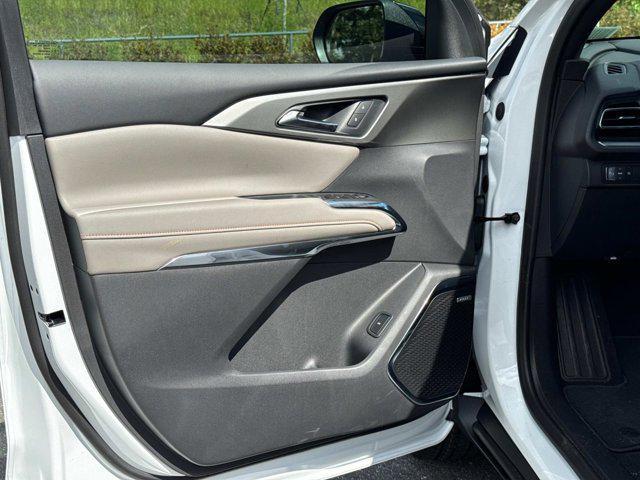 new 2026 Chevrolet Traverse car, priced at $47,855