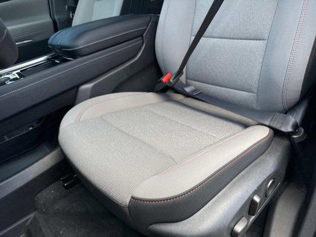 new 2025 Chevrolet Traverse car, priced at $45,525
