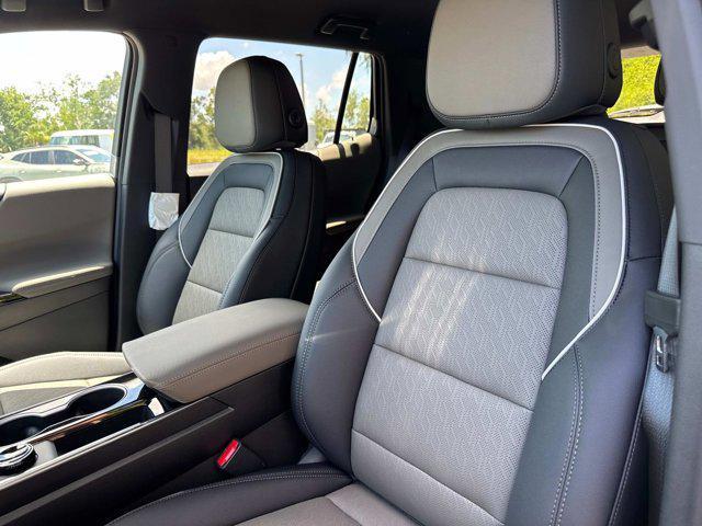 new 2026 Chevrolet Equinox car, priced at $35,585