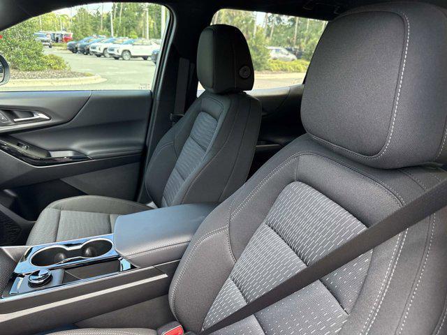 new 2026 Chevrolet Equinox car, priced at $30,495