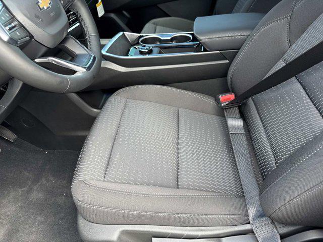 new 2026 Chevrolet Equinox car, priced at $30,495