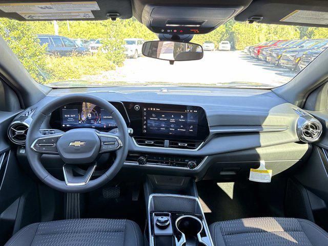 new 2026 Chevrolet Equinox car, priced at $30,495