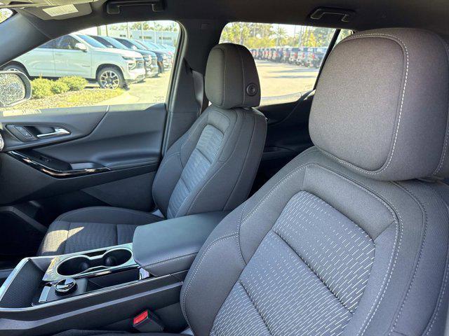 new 2026 Chevrolet Equinox car, priced at $30,495