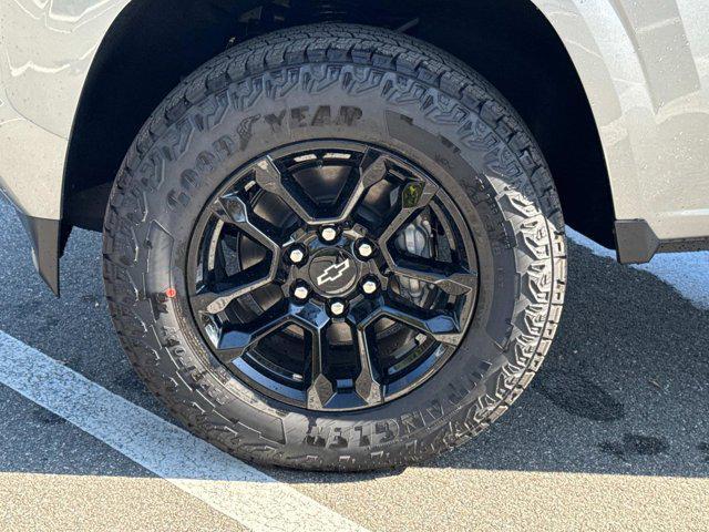 new 2025 Chevrolet Colorado car, priced at $53,160