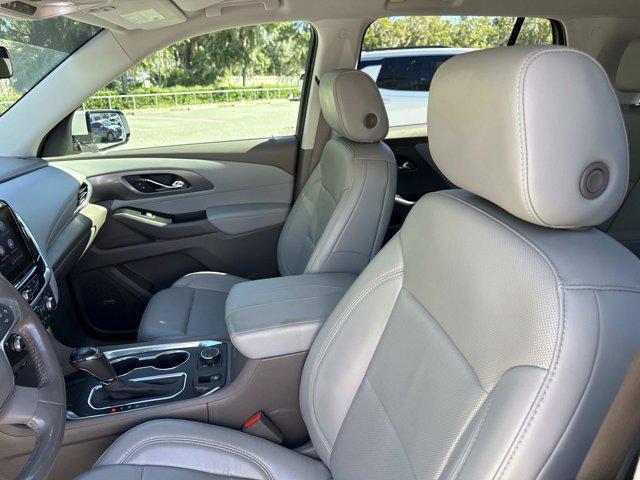 used 2020 Chevrolet Traverse car, priced at $32,995