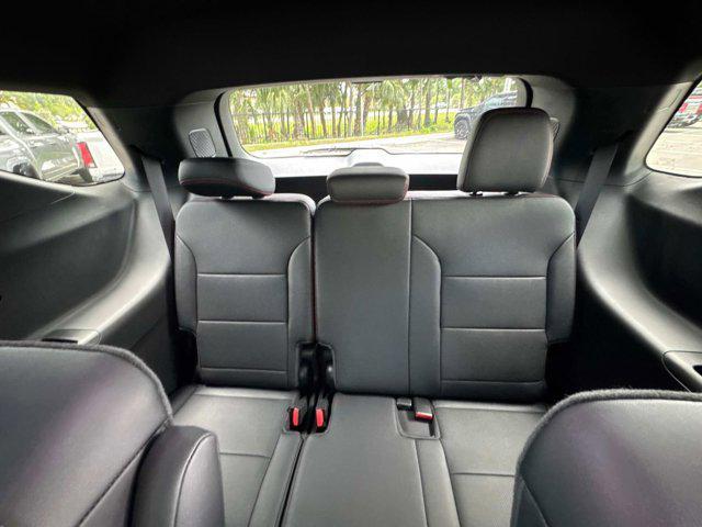 new 2025 Chevrolet Traverse car, priced at $56,985