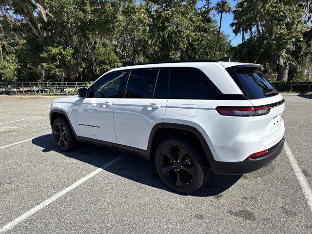 used 2025 Jeep Grand Cherokee car, priced at $41,990