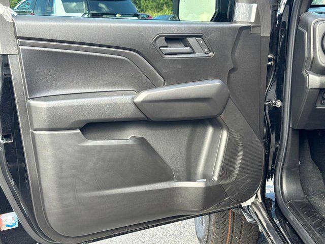 new 2025 Chevrolet Colorado car, priced at $47,575