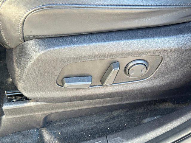 used 2022 Kia Carnival car, priced at $25,700
