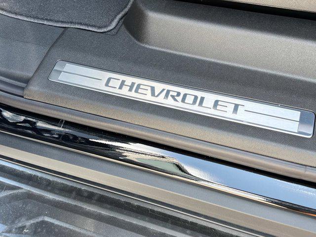 new 2025 Chevrolet Suburban car, priced at $80,570