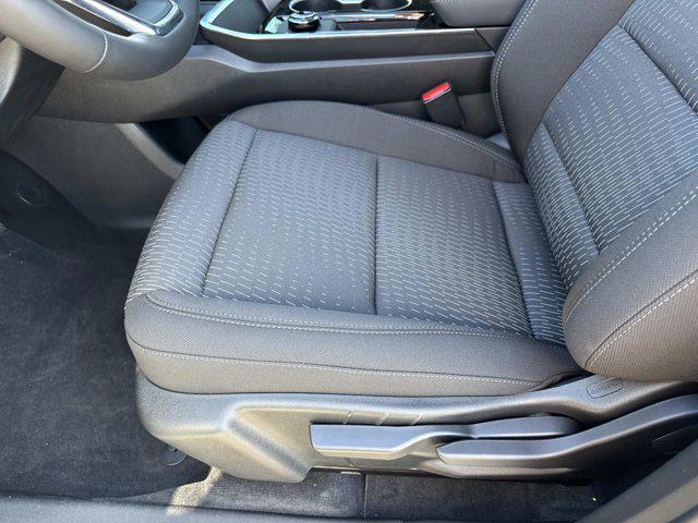 new 2026 Chevrolet Equinox car, priced at $32,485