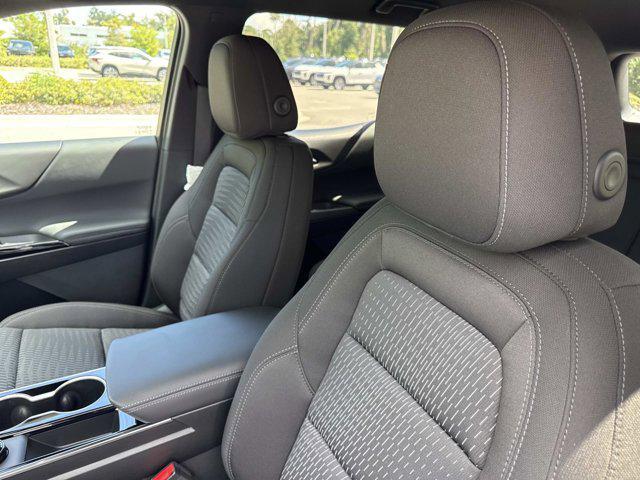 new 2026 Chevrolet Equinox car, priced at $30,495