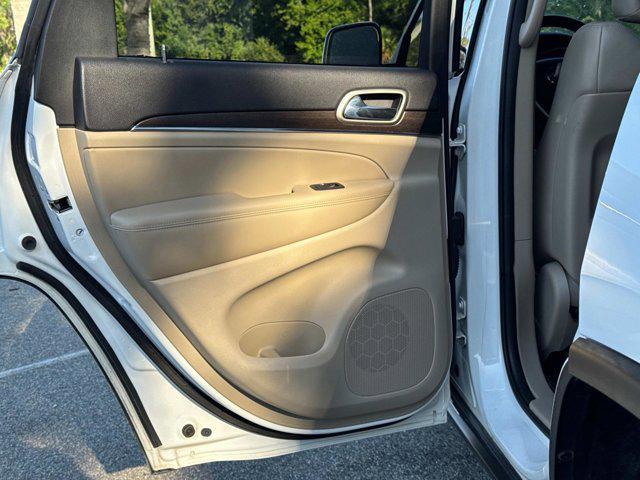 used 2017 Jeep Grand Cherokee car, priced at $15,894