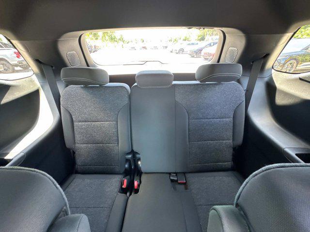 new 2025 Chevrolet Traverse car, priced at $42,695