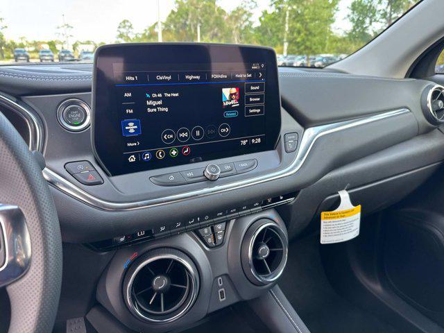 new 2025 Chevrolet Blazer car, priced at $39,130