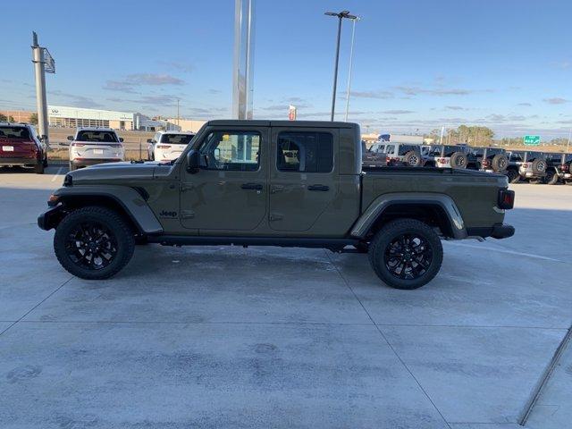 new 2025 Jeep Gladiator car, priced at $38,829