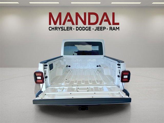 new 2025 Jeep Gladiator car, priced at $47,290