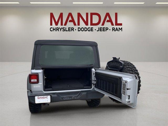 used 2022 Jeep Wrangler Unlimited car, priced at $31,000