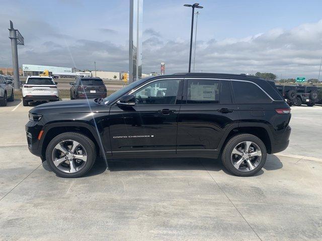 new 2024 Jeep Grand Cherokee car, priced at $50,903