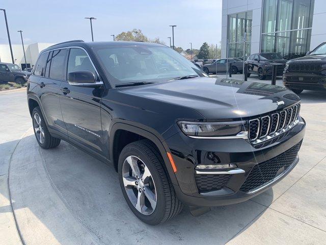 new 2024 Jeep Grand Cherokee car, priced at $50,903