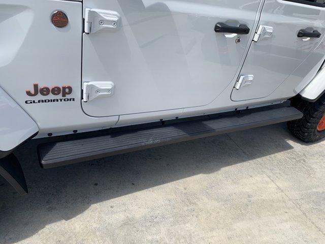used 2021 Jeep Gladiator car, priced at $37,400