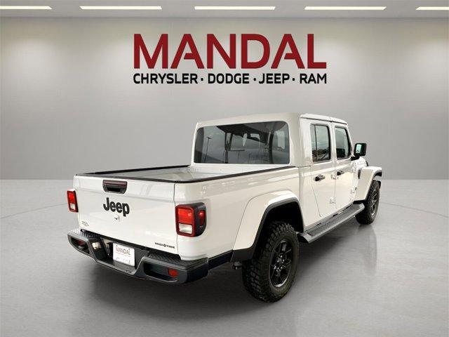 new 2025 Jeep Gladiator car, priced at $39,190