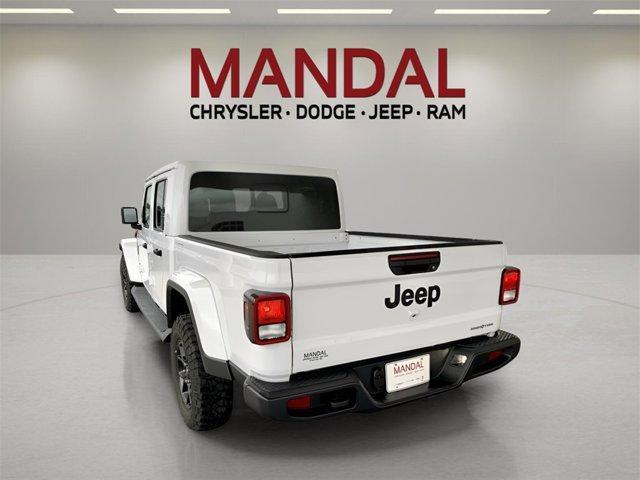 new 2025 Jeep Gladiator car, priced at $39,190